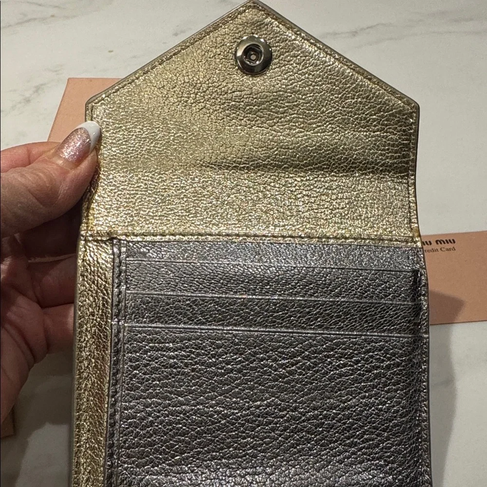 MIU MIU WALLET 💛🩶 - Picture 5 of 17